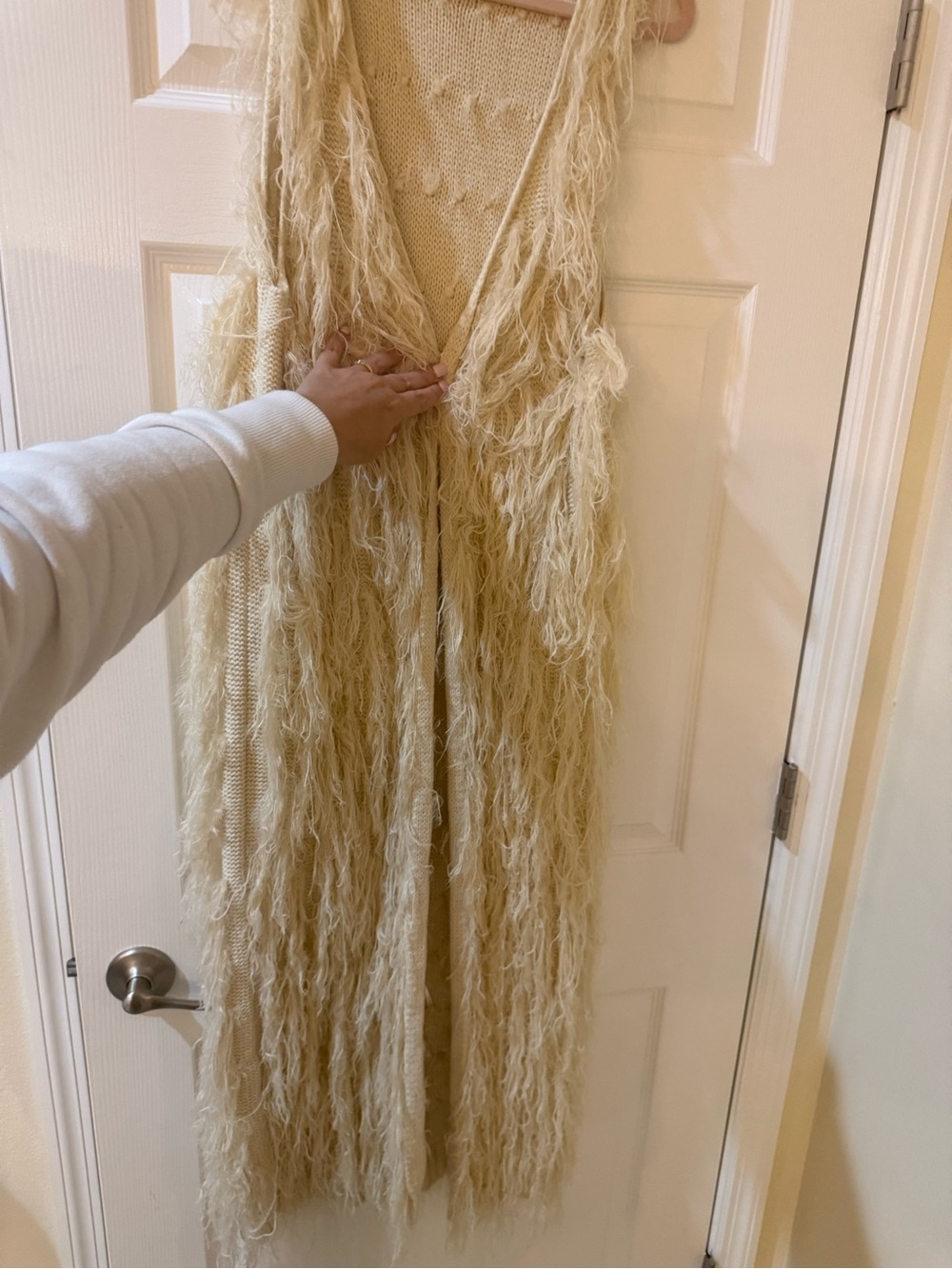 Kontrol Cream Fringe Longline Women's Cardigan Sweater